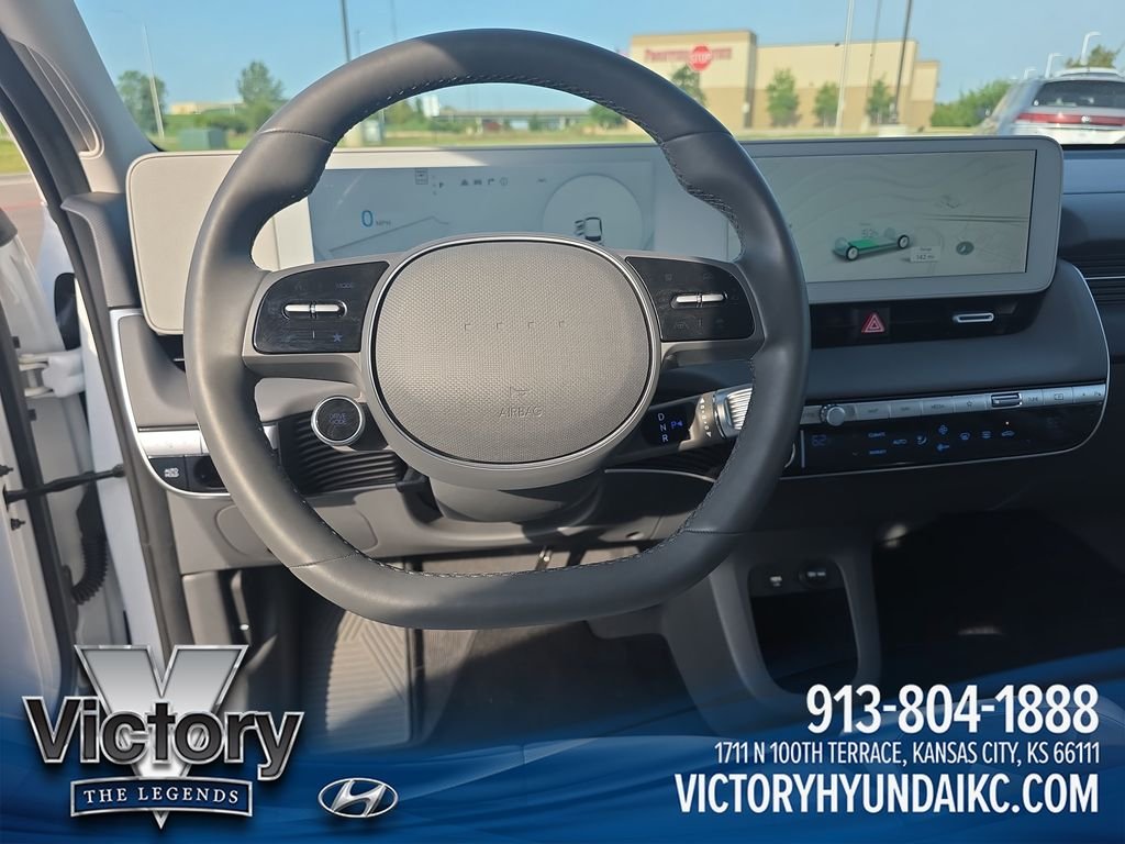 Used 2023 White Hyundai Limited image 13