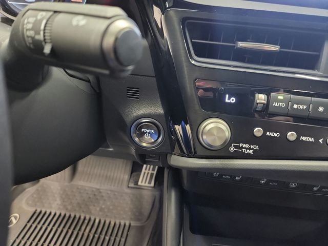 Used 2024 Gray Lexus 300h F SPORT Handling image 34