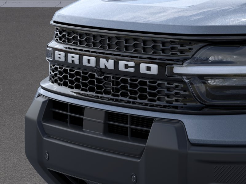 Used 2026 Azure Gray Metallic Tri-Coat Ford Outer Banks® image 17