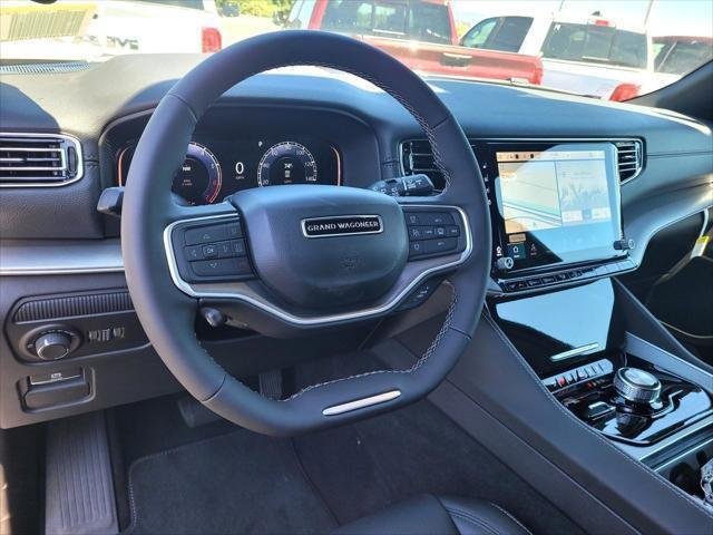 New 2026 Baltic-Gray Metallic Clear-Coat Exterior Paint Jeep Grand Wagoneer image 9