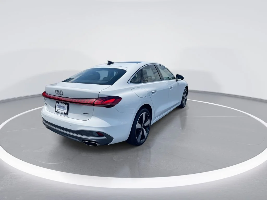 Used 2025 White Audi  image 8