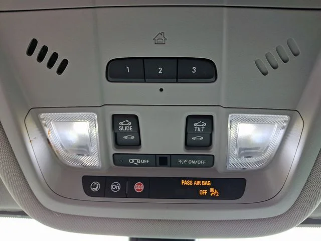Used 2020 Gray GMC SLE image 24