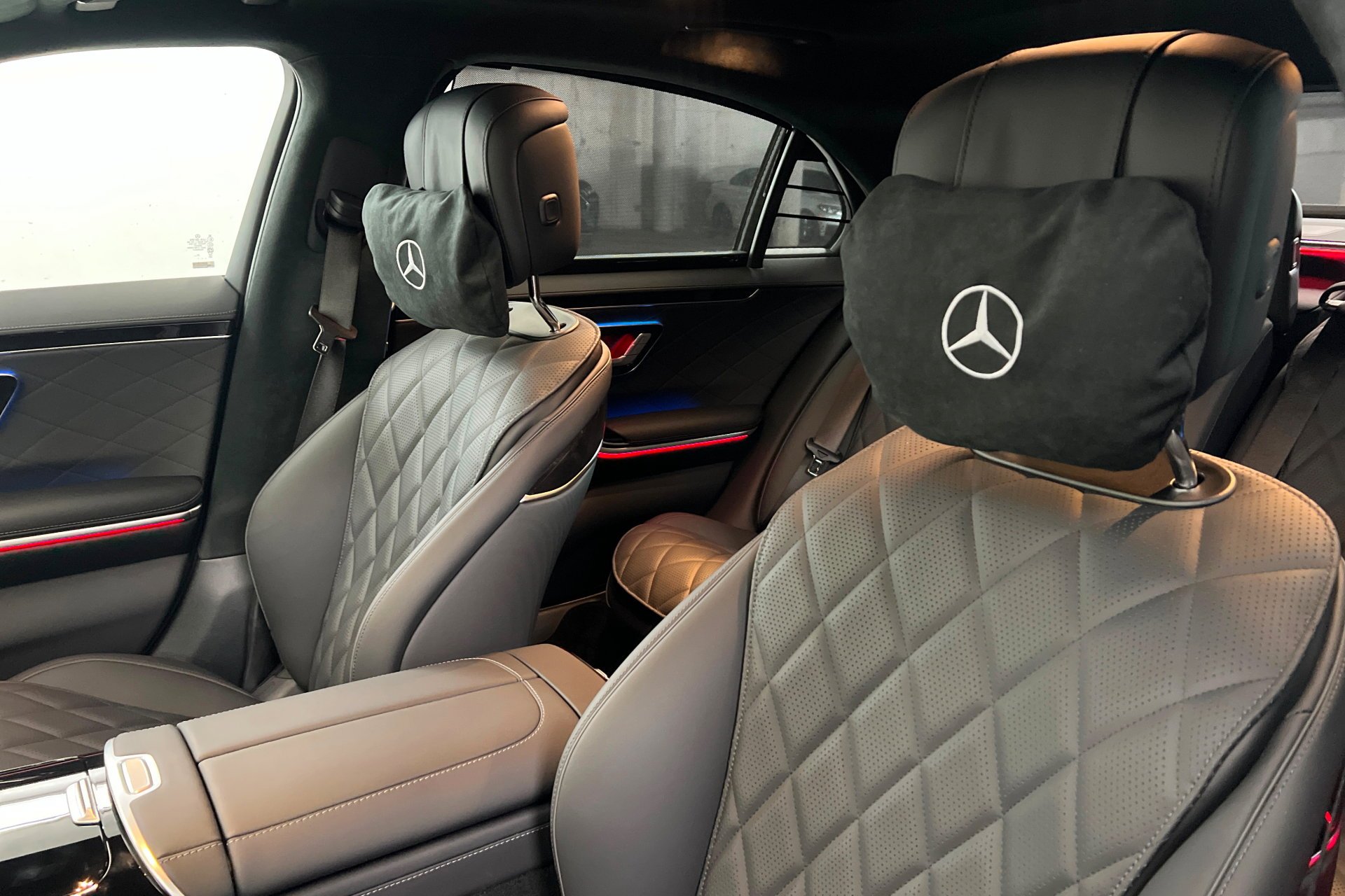 New 2026 MANUFAKTUR Silicon Grey Mercedes-Benz S 580 image 17