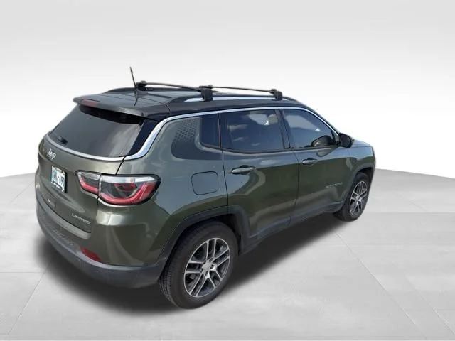 Used 2018 Green Jeep Limited image 3