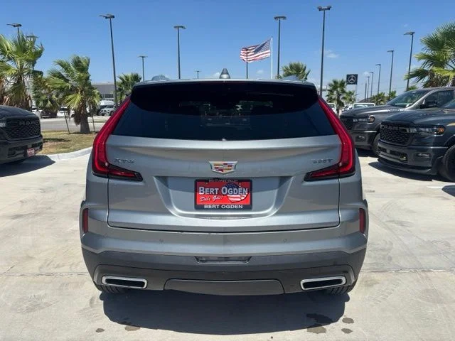 Used 2025 Silver Cadillac Premium Luxury image 5