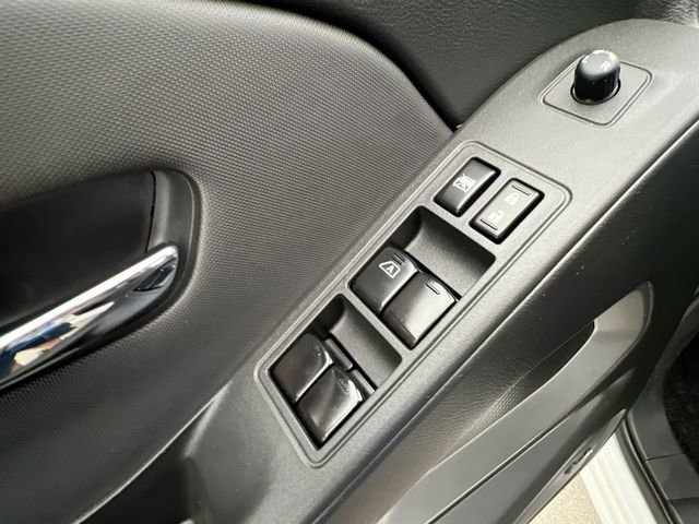 2024 Nissan Frontier SL - Photo 22