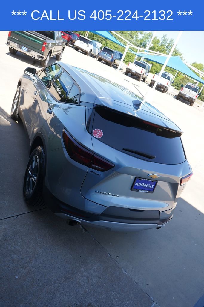 Used 2025 Sterling Gray Metallic Chevrolet 2LT image 13