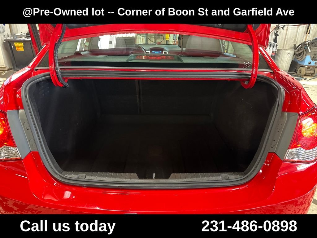 Used 2014 Red Chevrolet 1LT image 22