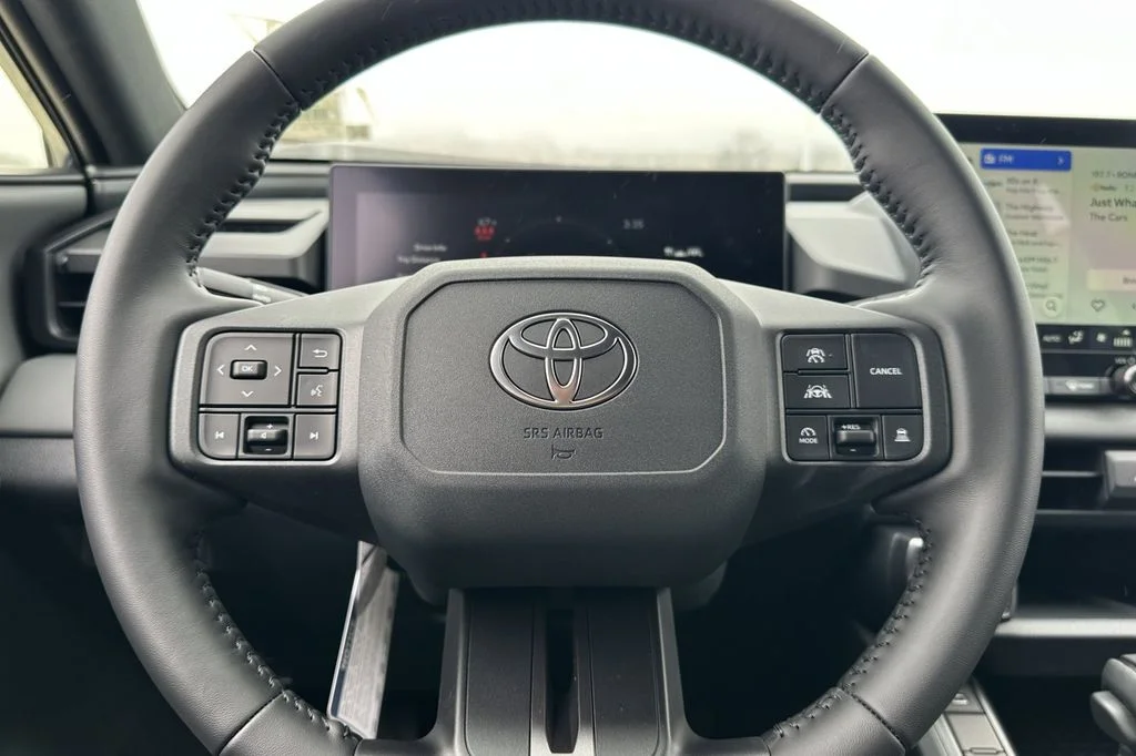New 2026 Ice Cap Toyota  SE image 23