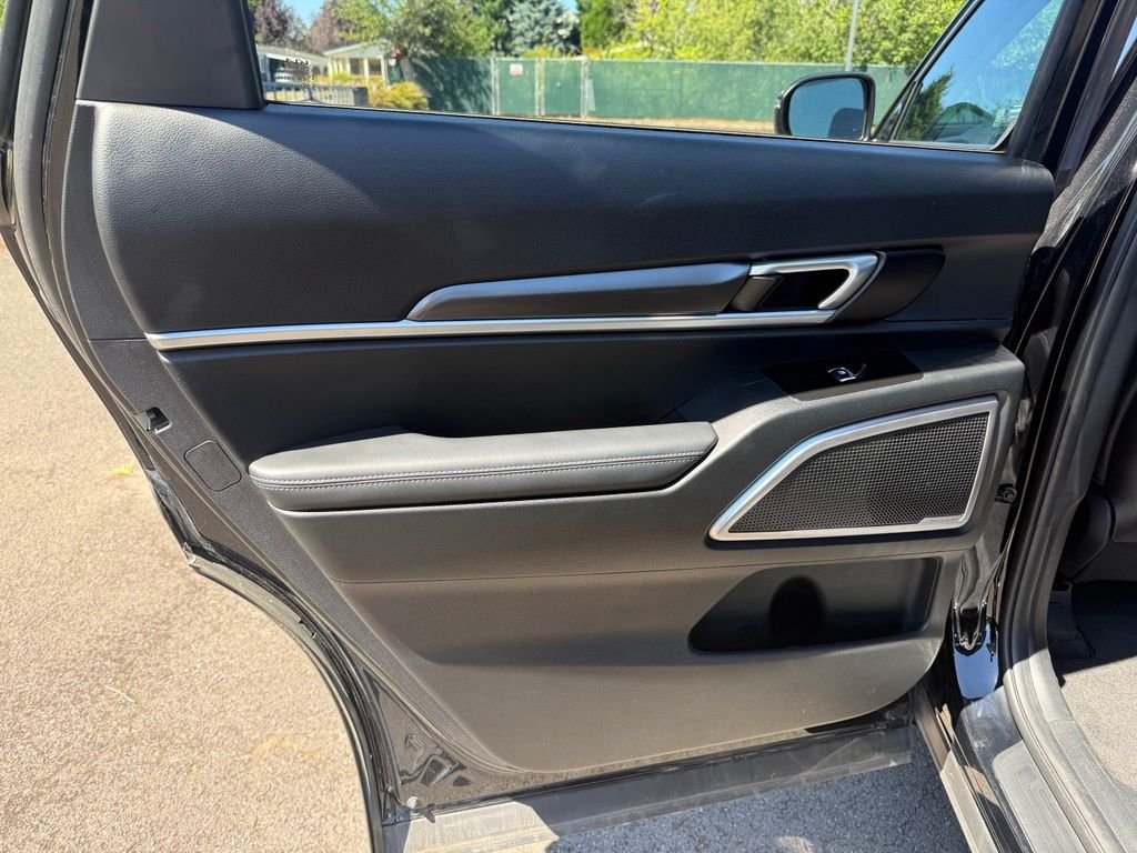 Used 2025 Ebony Black Kia S image 20