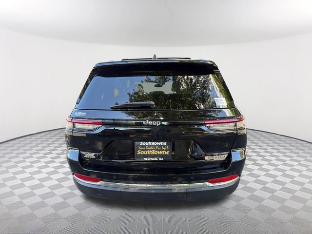 Used 2023 Black Jeep Limited image 6