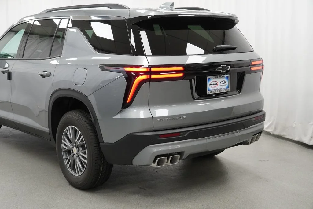 2027 Chevrolet Traverse LT - Photo 37