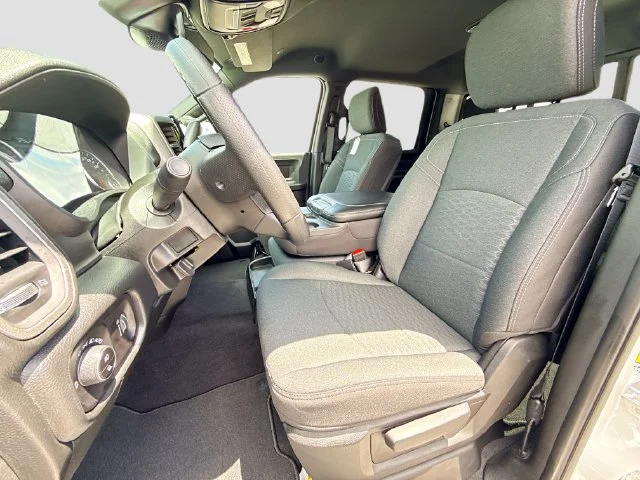 2026 RAM 2500 Tradesman/Black Express - Photo 16