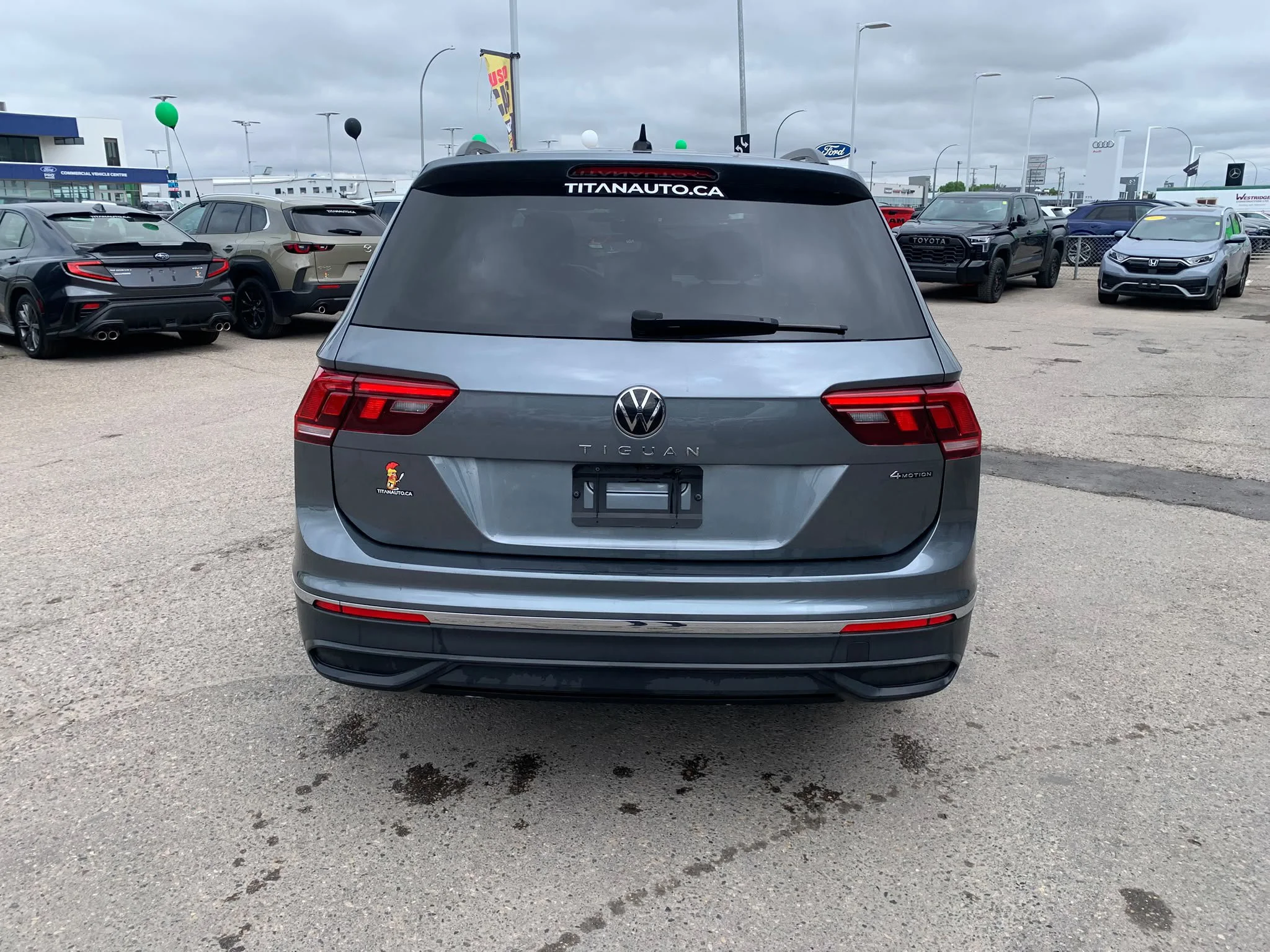 Certified Used 2024 Platinum Gray Metallic Volkswagen Comfortline 4Motion*AWD | Adaptive Cruise | Remote Start | Htd Leather | Htd Wheel | Lane Keeping image 13
