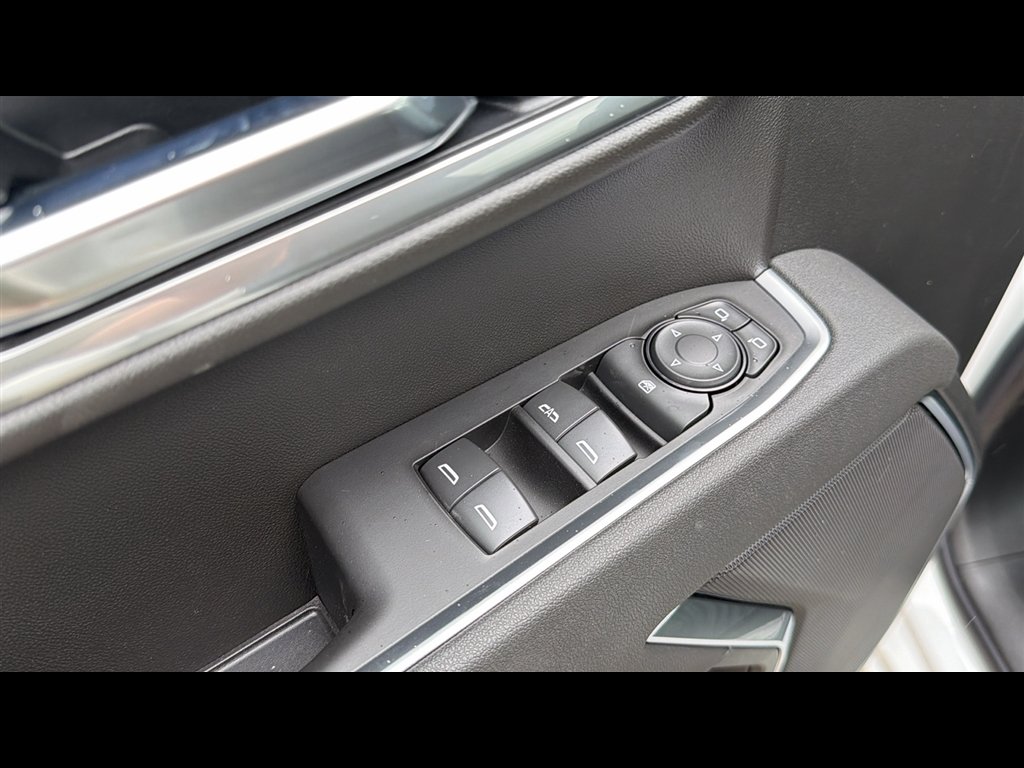 2026 Chevrolet Silverado 1500 LT - Photo 8