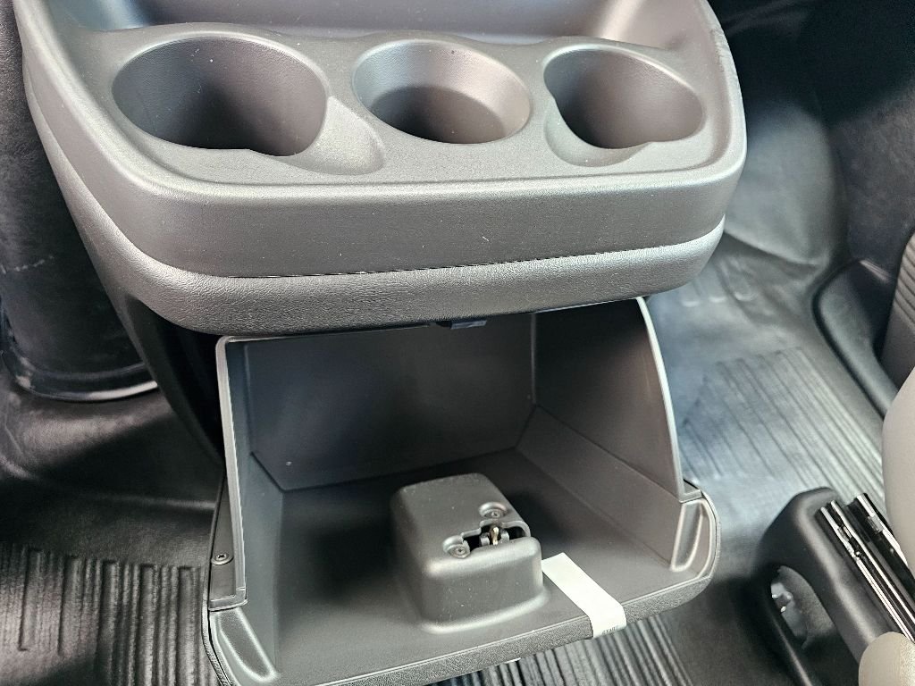 2025 GMC Savana Cargo Work Van - Photo 40
