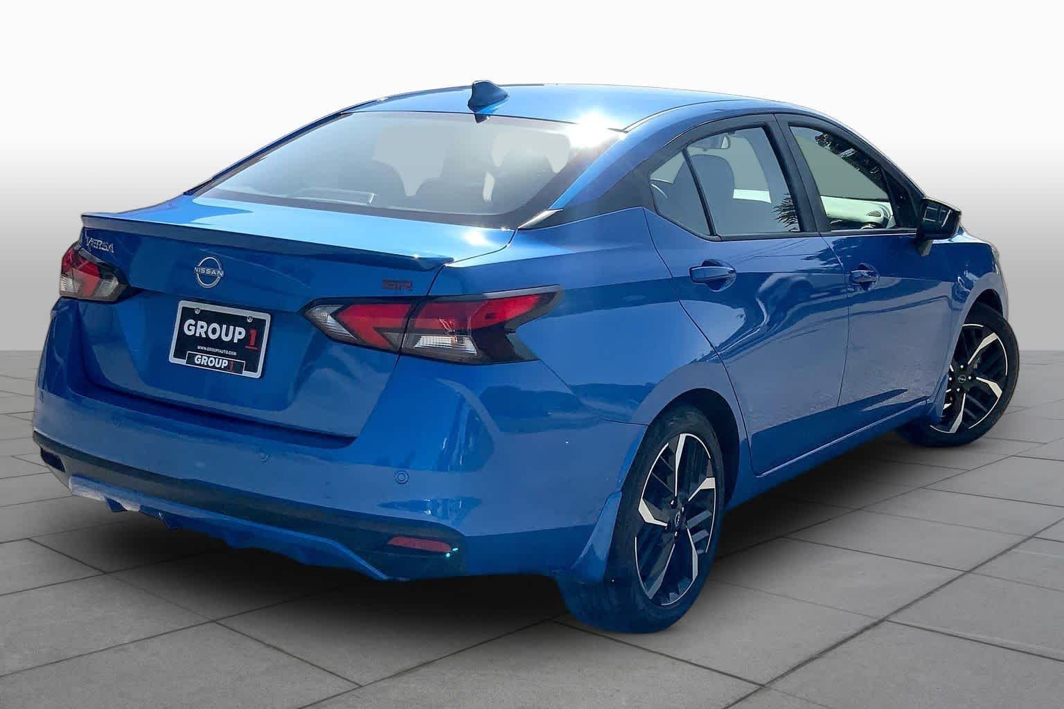 Used 2024 Electric Blue Metallic Nissan SR image 12