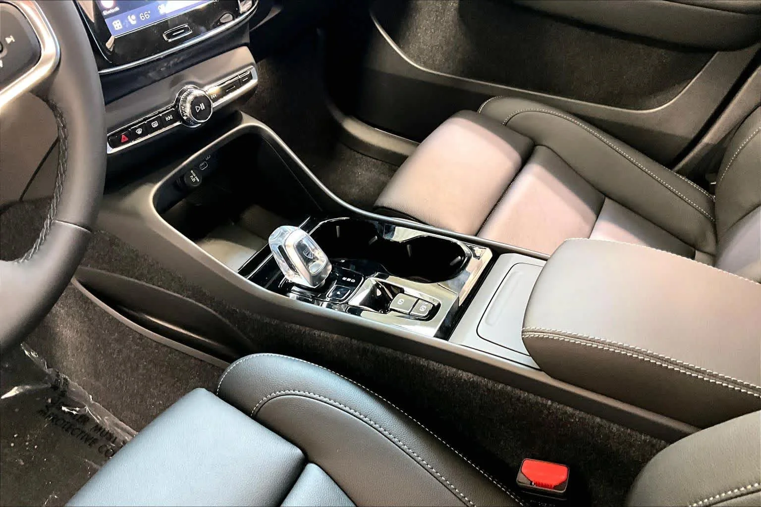 New 2026 Cloud Blue Volvo Plus image 10