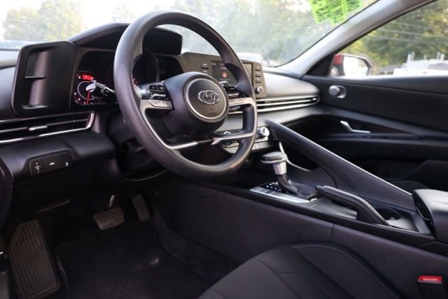 Used 2023 Red Hyundai SEL image 20