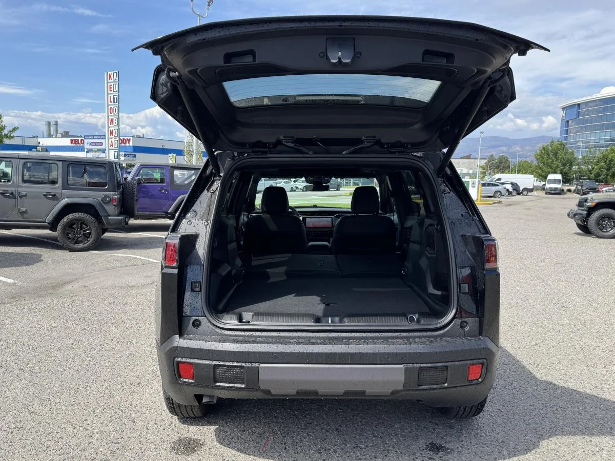 New 2026 Black Jeep Limited image 7