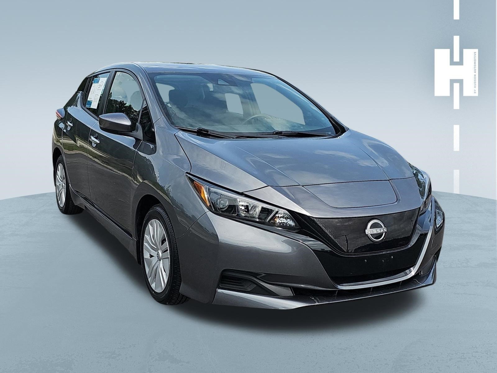 2023 Nissan Leaf S's photo