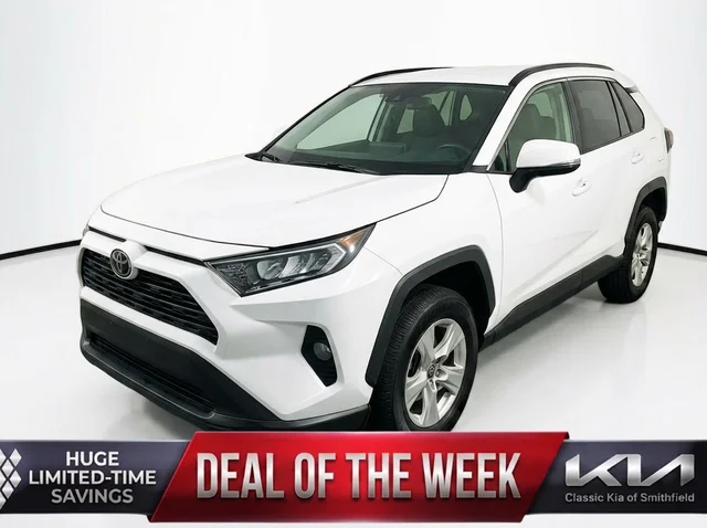 2020 Toyota RAV4 XLE