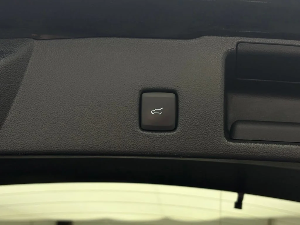 Used 2023 Black Ford ST-Line Select image 10