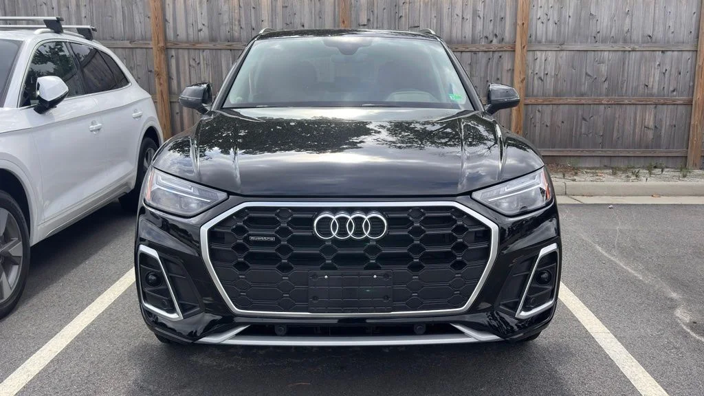 Used 2023 Mythos Black Metallic Audi 45 S line Premium image 12