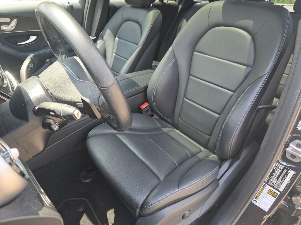 Certified Used 2022 Graphite Gray Metallic Mercedes-Benz GLC 300 image 26