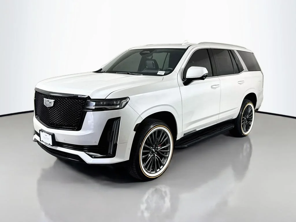 Used 2023 White Cadillac Premium Luxury image 3
