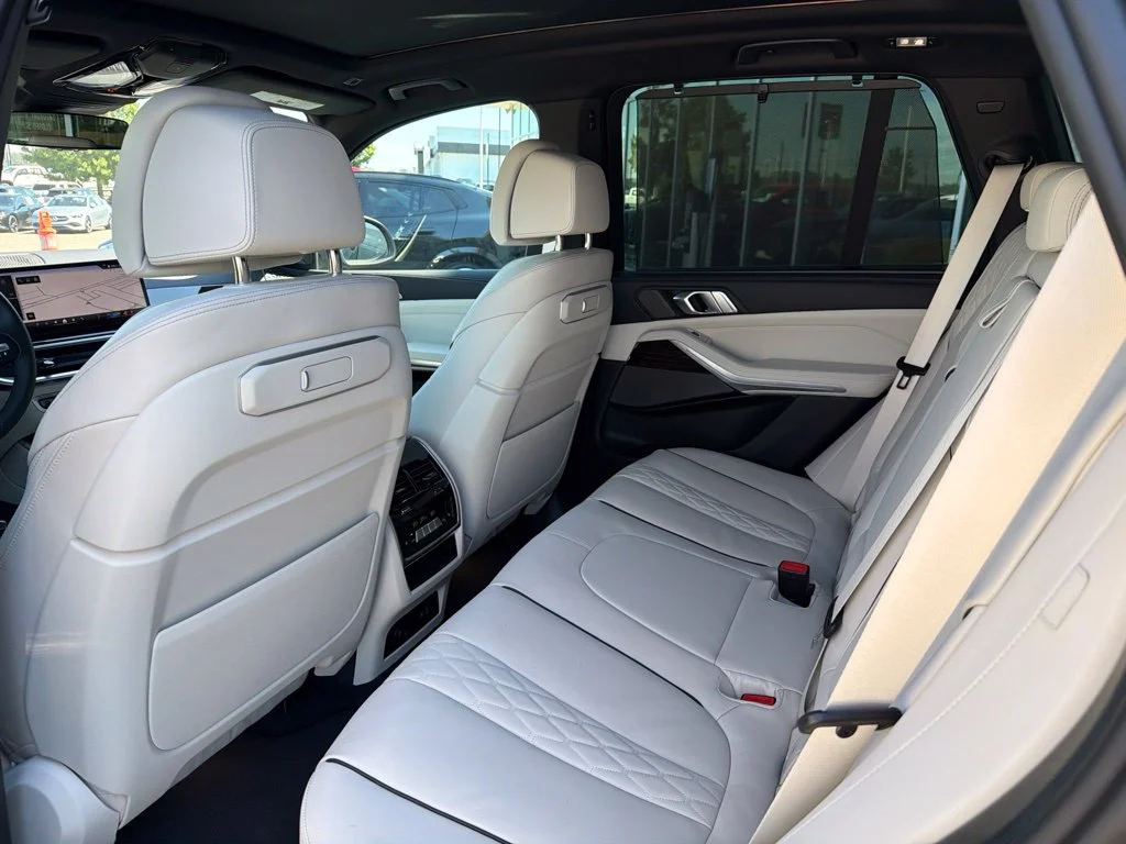 New 2026 Black BMW xDrive40i image 26