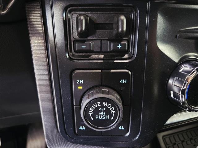New 2026 Star White Metallic Tri-Coat Ford Platinum® image 98