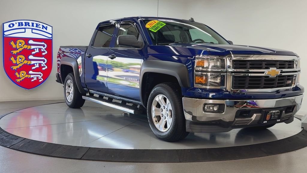 Used 2014 Chevrolet Silverado 1500 LT with VIN 3GCUKREC9EG316759 for sale in Bloomington, IL