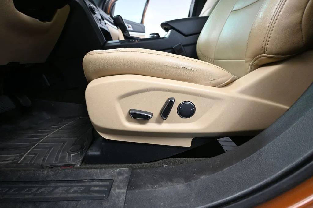 Used 2017 Red Ford XLT image 22