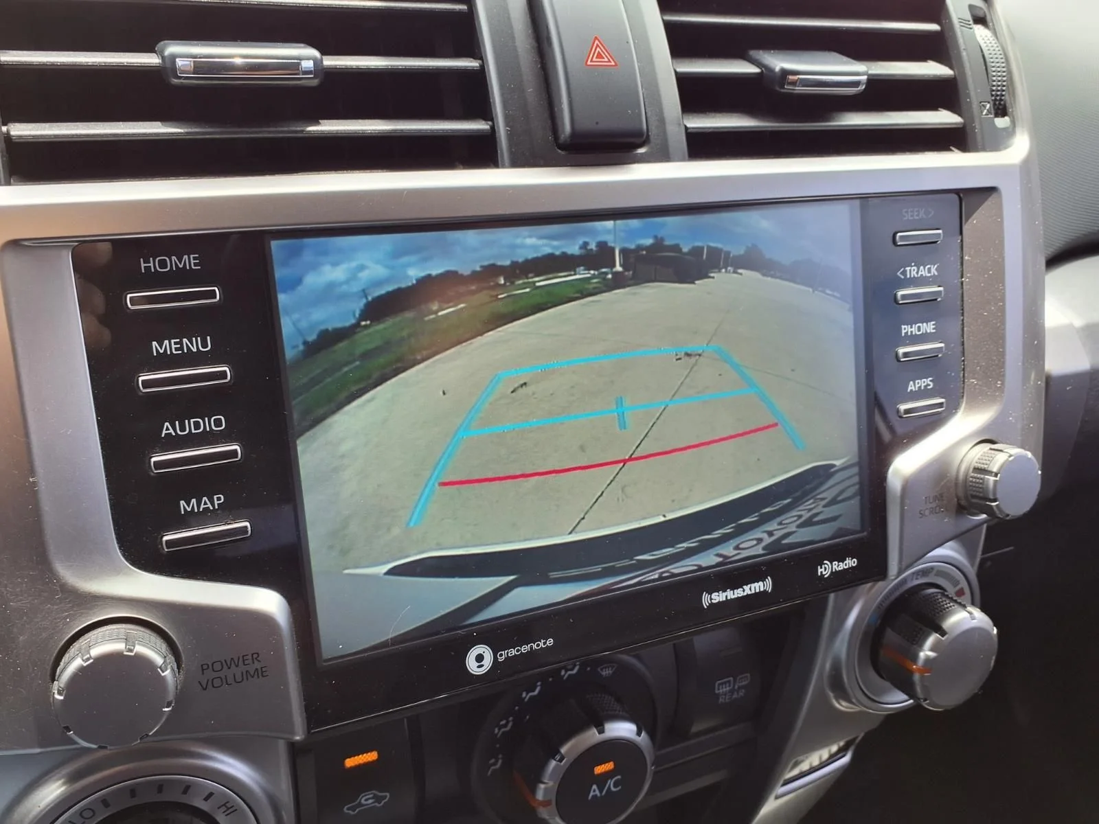 Used 2021 White Toyota SR5 Premium image 13