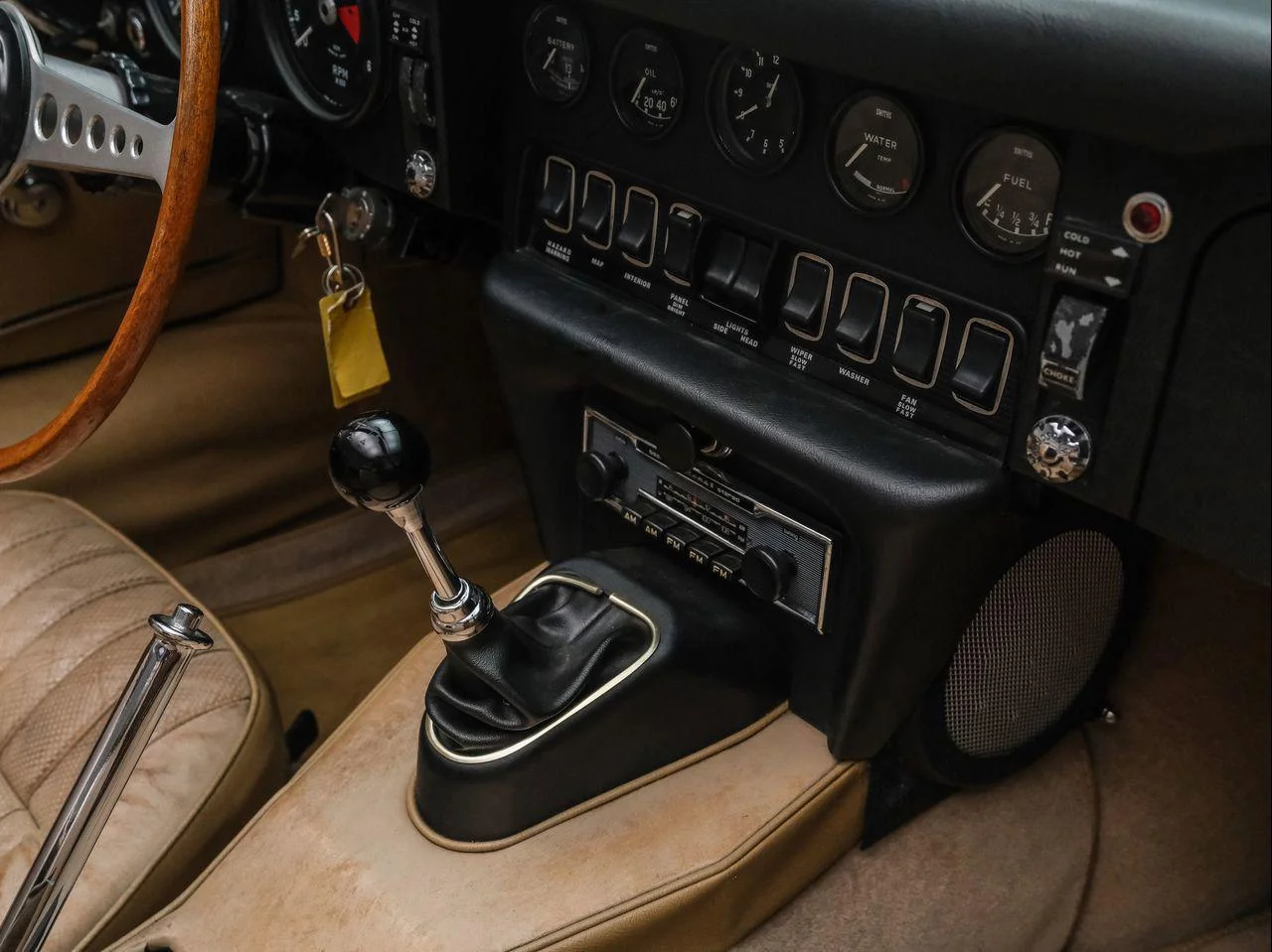 Used 1971  Jaguar Series II image 45