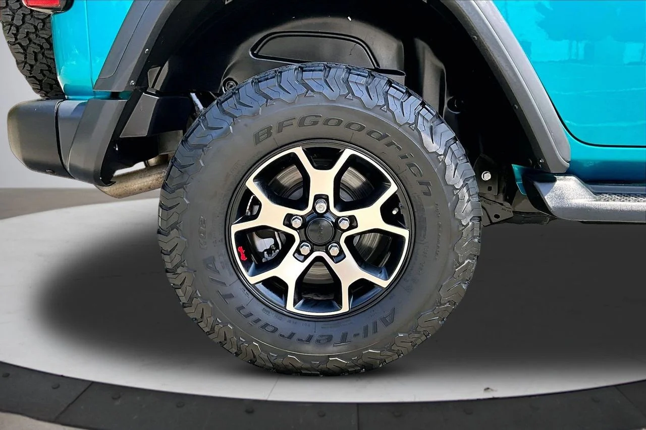 Certified Used 2020 Teal Jeep Rubicon image 34