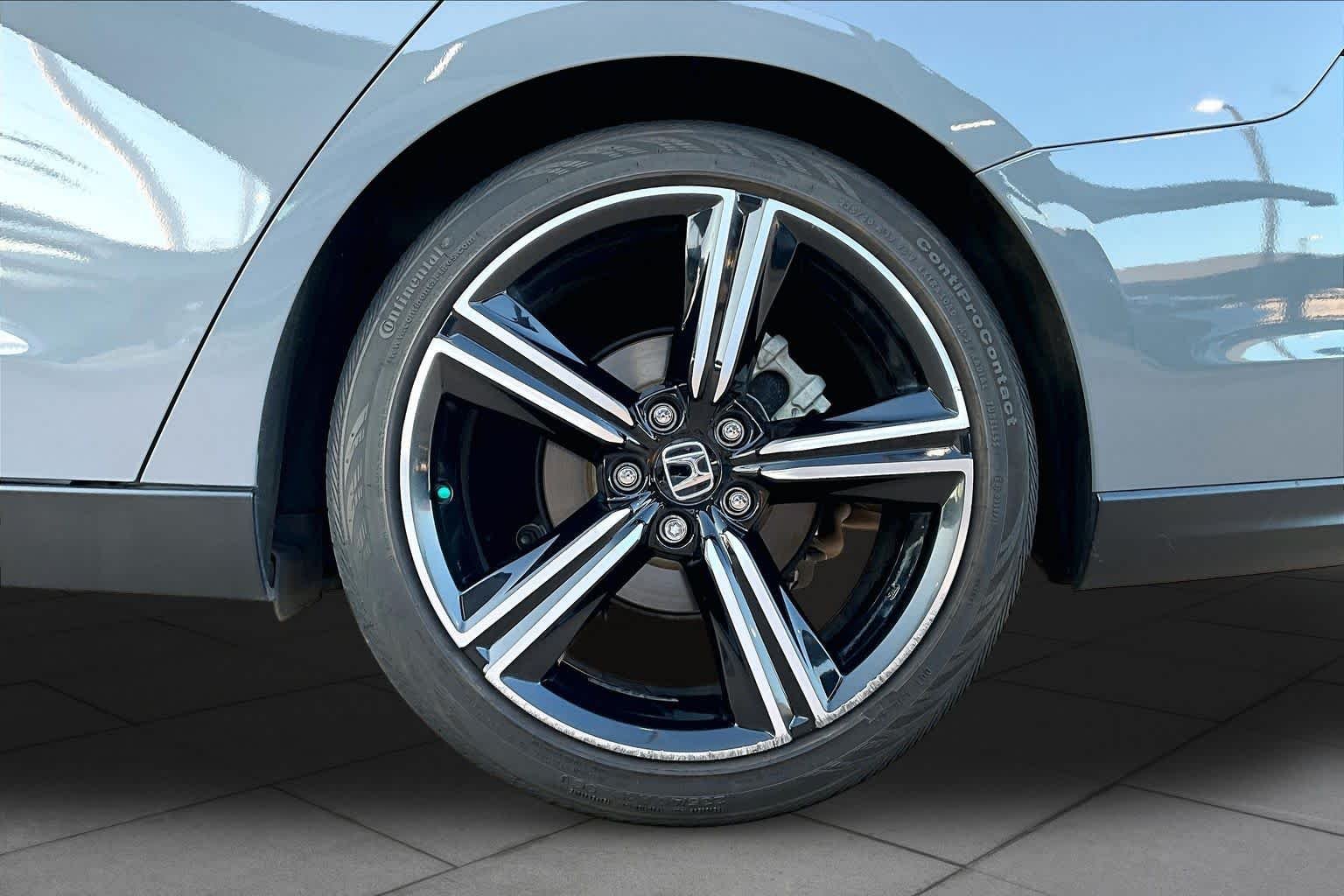 Used 2023 Urban Gray Pearl Honda Sport image 11