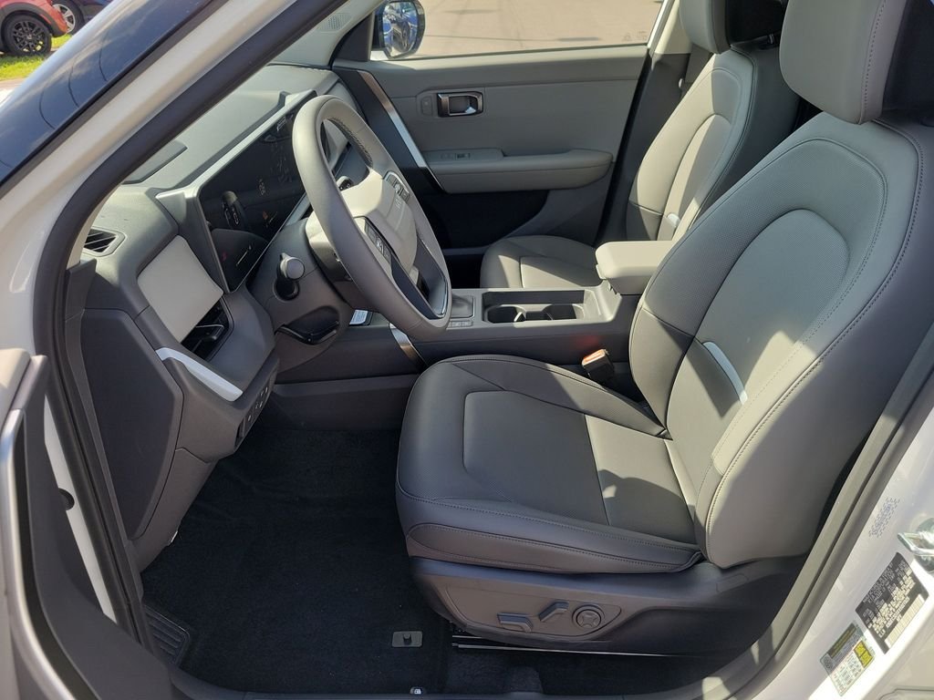 New 2027 Snow White Pearl Kia EX image 23