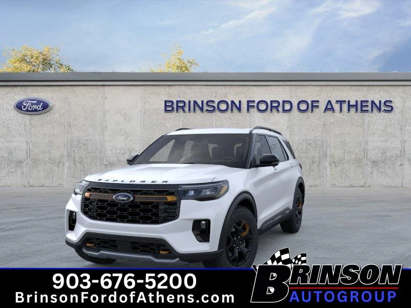 New 2026 Star White Metallic Tri-Coat Ford Tremor® image 2