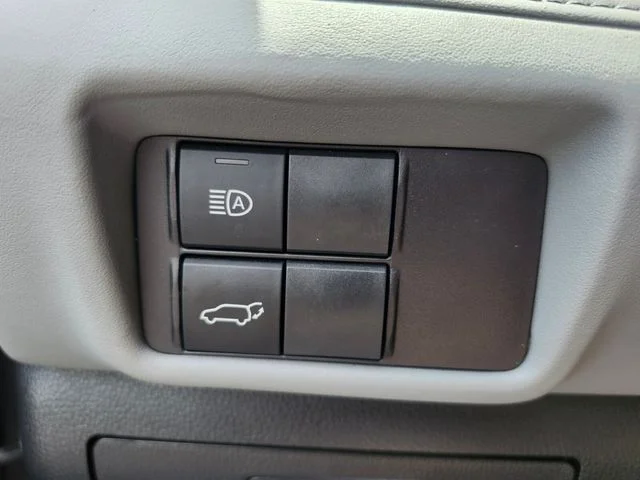 Used 2022 Gray Toyota XLE image 37