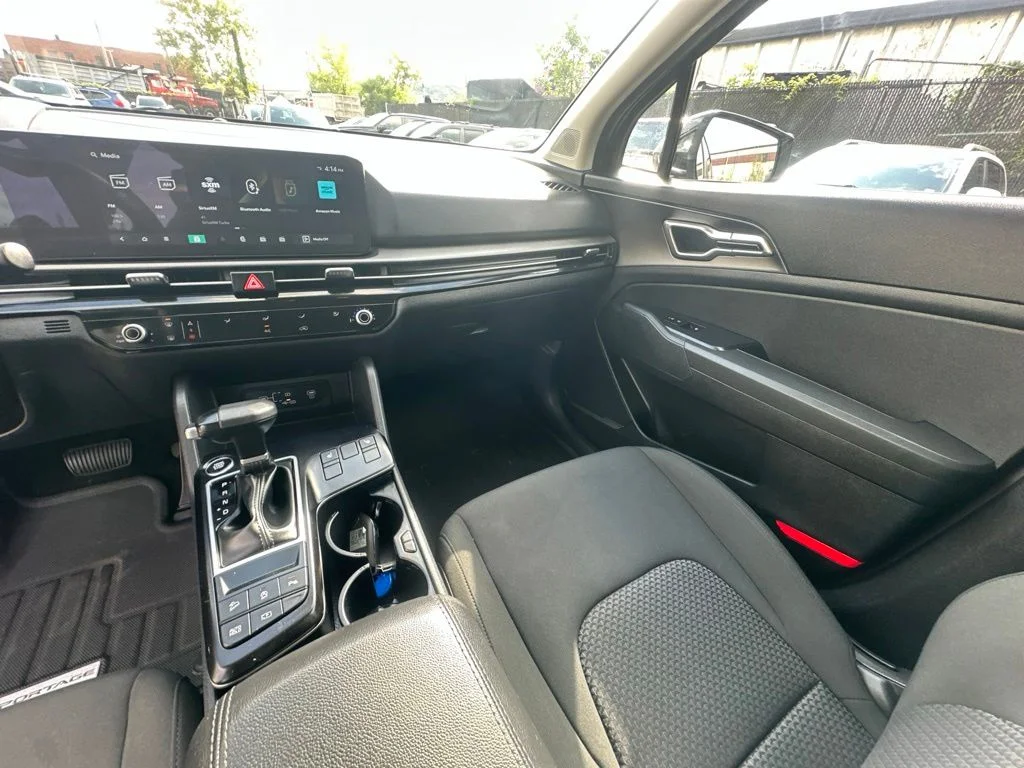 Used 2026 Black Kia LX image 27