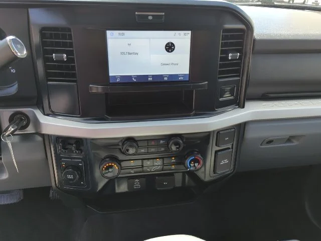 Used 2025 White Ford XLT image 9