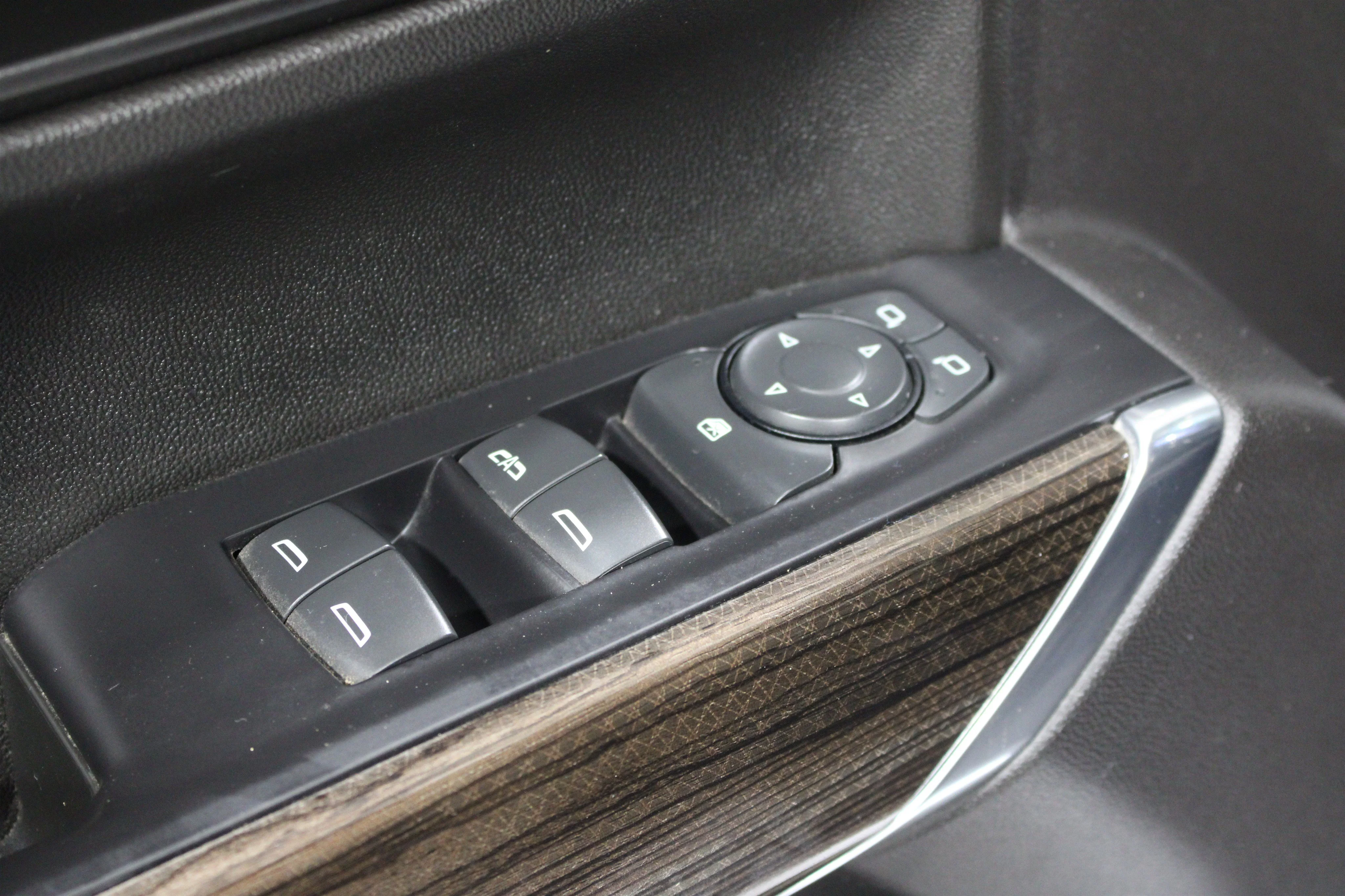 2021 Chevrolet Silverado 1500 RST - Photo 7