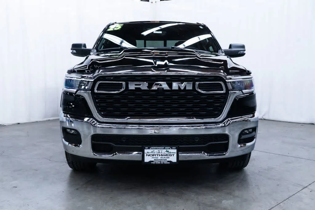 Used 2025 Diamond Black Crystal Pearlcoat Ram Big Horn image 2