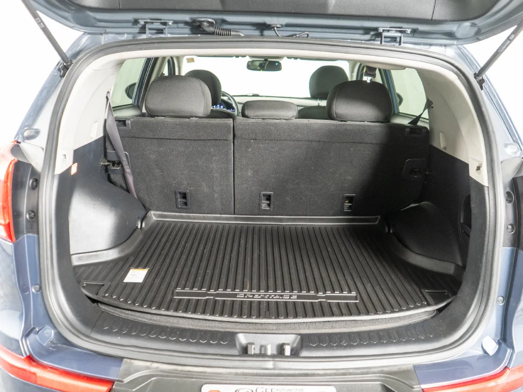 Used 2015 Blue Kia LX image 27