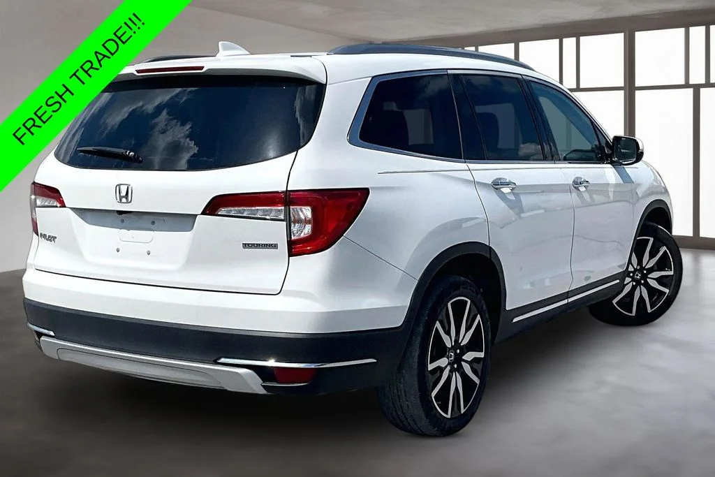 Used 2022  Honda Touring image 6