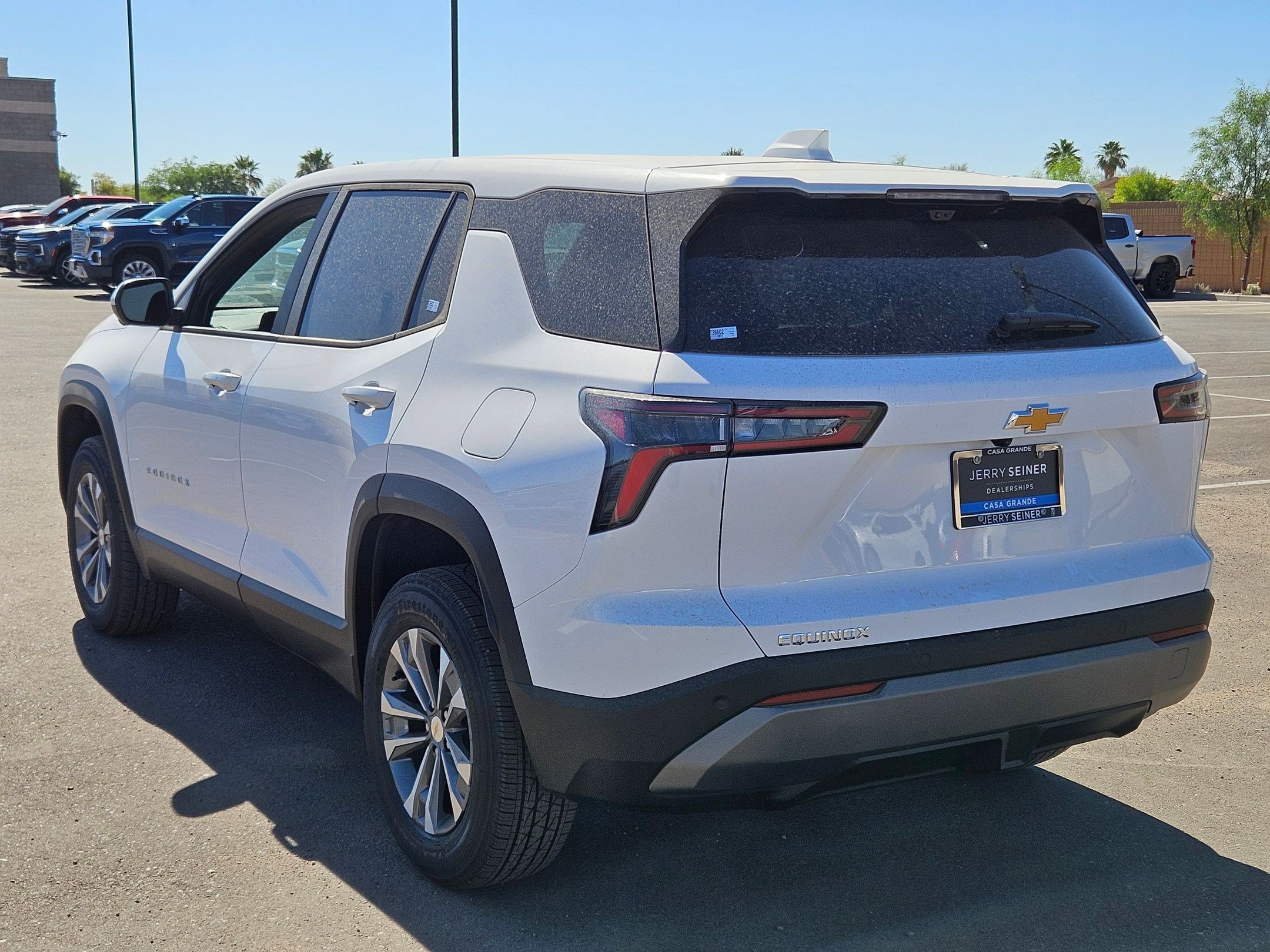 2026 Chevrolet Equinox LT - Photo 13