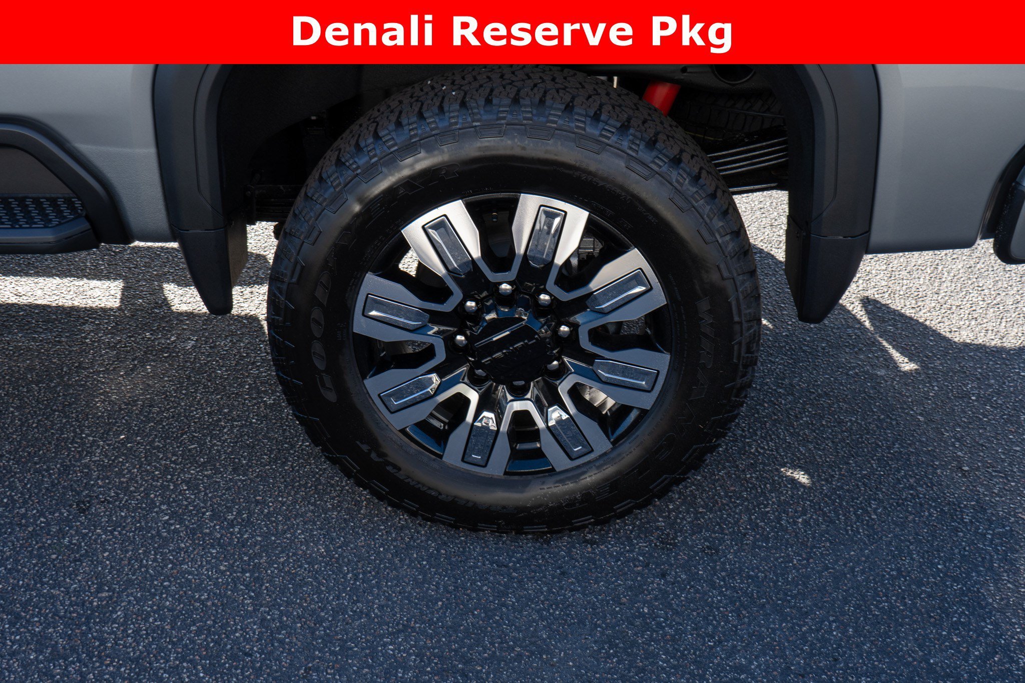 2026 GMC Sierra 2500HD Denali - Photo 9