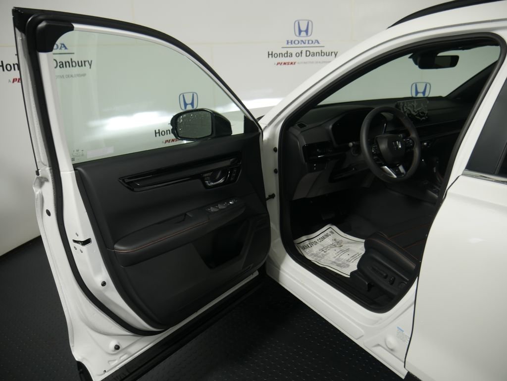 New 2026 Platinum White Pearl Honda AWD Sport Touring Hybrid image 9